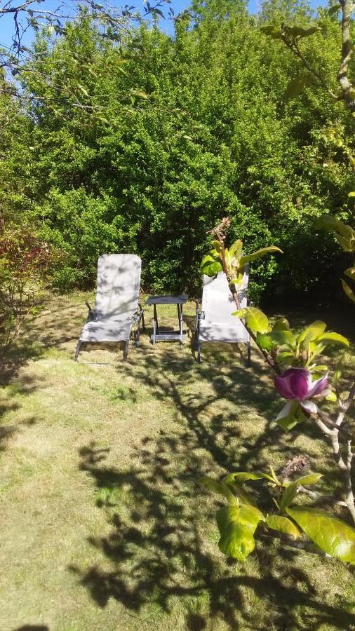 Chambre De Rose - Le Refuge Des Parachutistes - En Bordure Du Marais Neuville-au-Plain 外观 照片