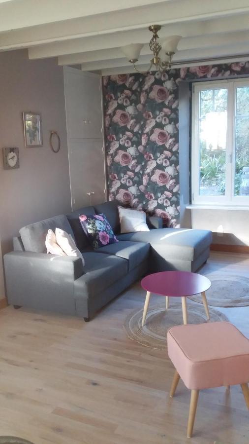 Chambre De Rose - Le Refuge Des Parachutistes - En Bordure Du Marais Neuville-au-Plain 外观 照片