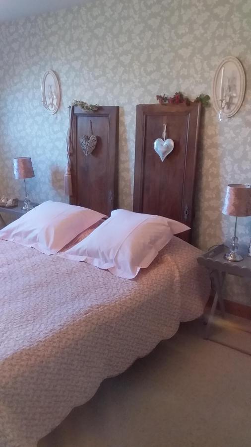 Chambre De Rose - Le Refuge Des Parachutistes - En Bordure Du Marais Neuville-au-Plain 外观 照片
