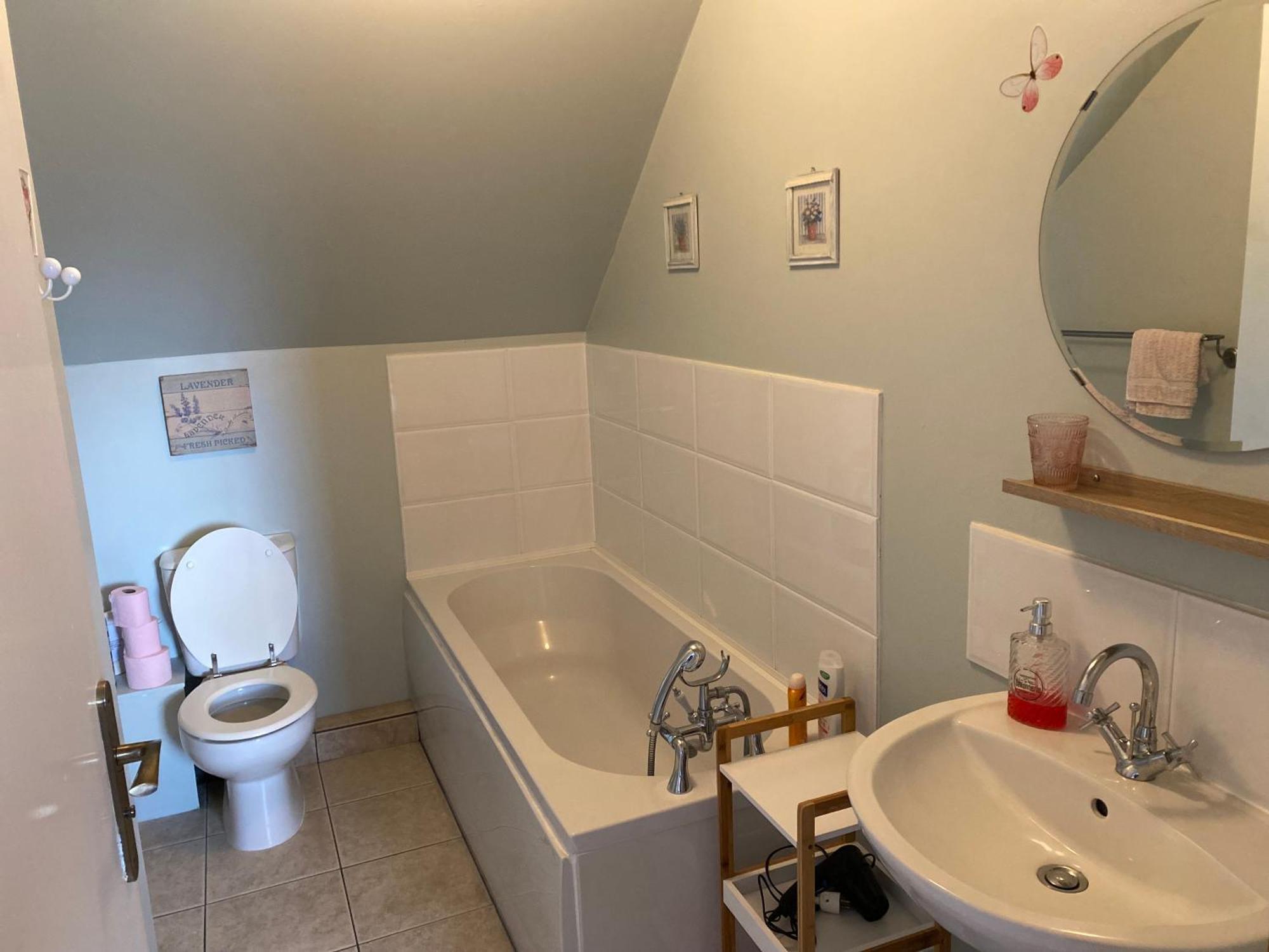 Chambre De Rose - Le Refuge Des Parachutistes - En Bordure Du Marais Neuville-au-Plain 外观 照片